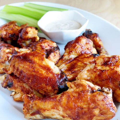 Air Fryer BBQ Chicken Wings – 2 Ingredients + Video